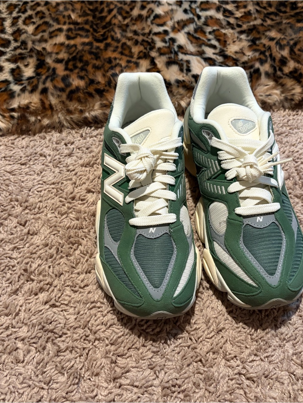 New Balance Women's Green and Cream Athletic Sneakers